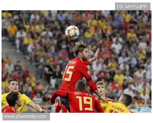 全球足球界杰出女性球星盘点 她们如何打破性别偏见展现巾帼风采