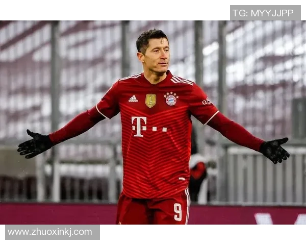 当今世界足坛最具影响力的球星是谁他的表现与成就如何